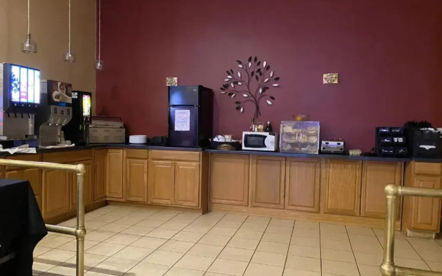 Crookston Inn and Convention Center