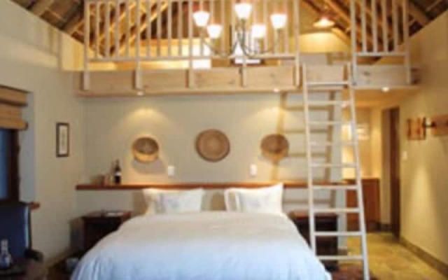 Paradise Cove Country House