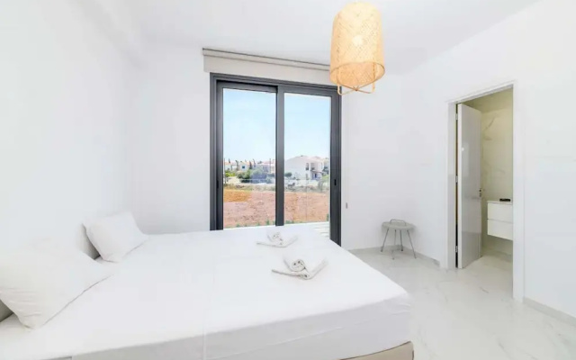 By The Beach - White Coral Villa