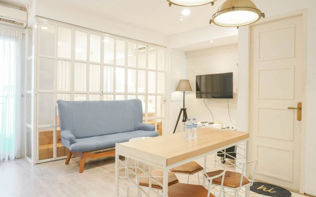 Best Homey & Relax 1Br At Pakubuwono Terrace Apartment