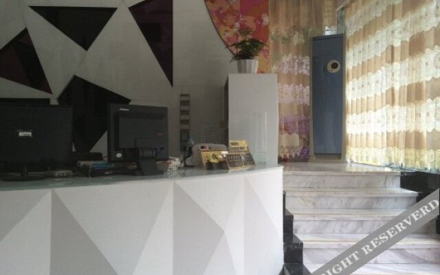 Xinjia Chain Hotel
