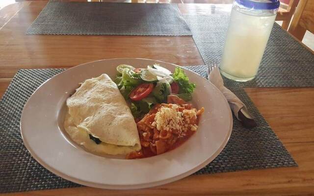 El Cihualteco Hotel Restaurante Bar