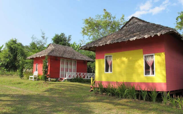 Paifon Tonnow Resort