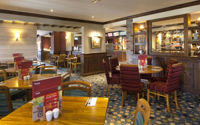 Premier Inn Bedford South - A421