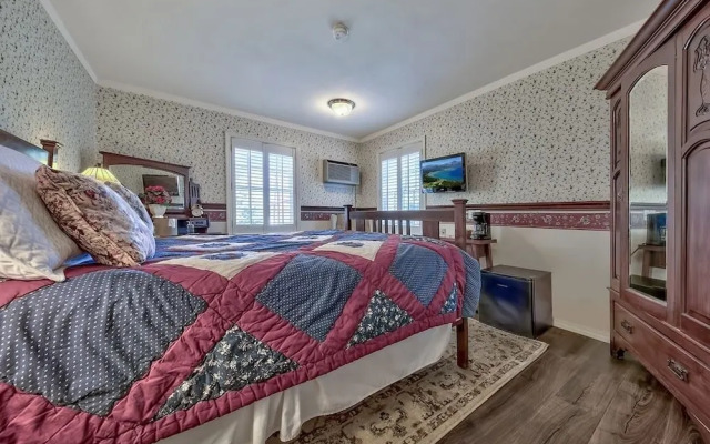 Silver Maple Inn