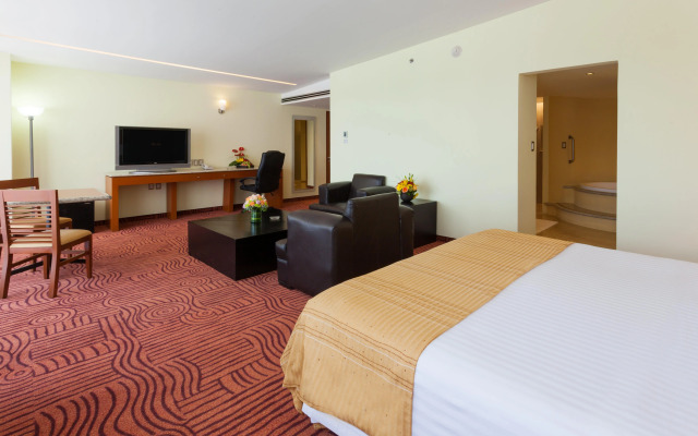 Holiday Inn Puebla Finsa by IHG