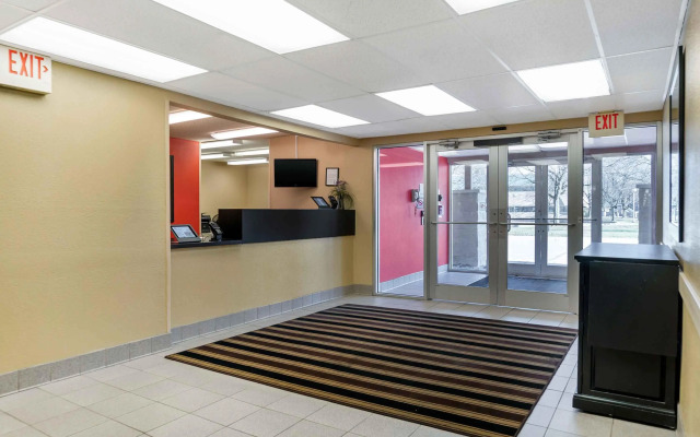 Extended Stay America Suites Toledo Holland