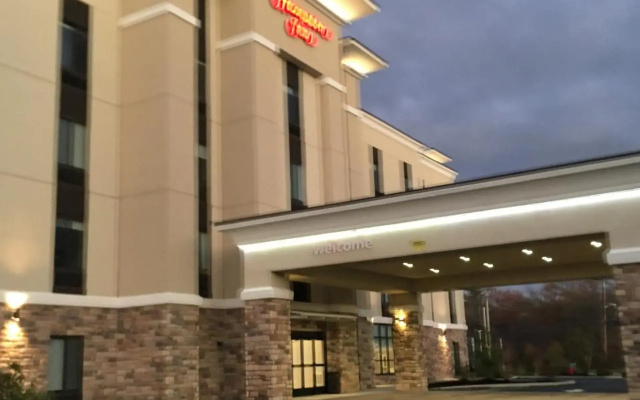 Hampton Inn Old Bridge