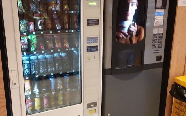 Albergue Milladoiro - Hostel