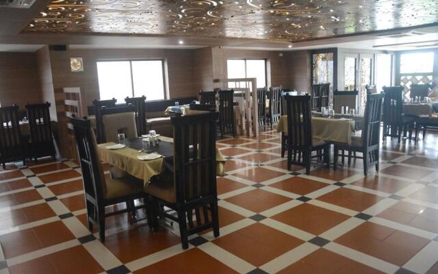 OYO Rooms Court Circler