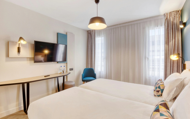 Appart'City Confort Paris Clichy Mairie