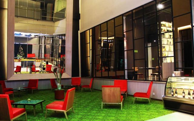 Sparks Life Jakarta, ARTOTEL Curated