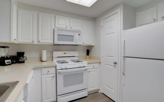 Cozy Apartment Near Ballston Metro