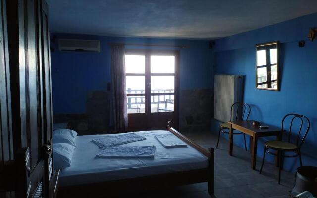 Triple studio apartment in Mylopotamos Beach