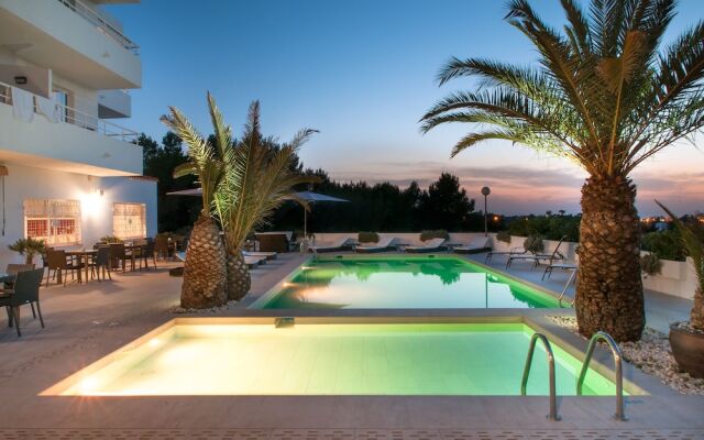 Secret Oasis Ibiza- Adults Only