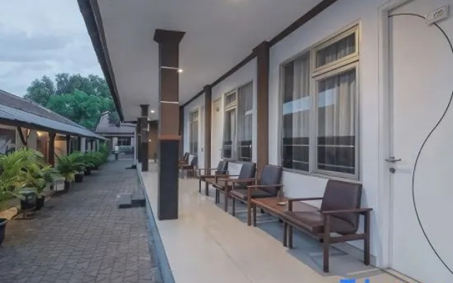 Hotel Pondok Dewi