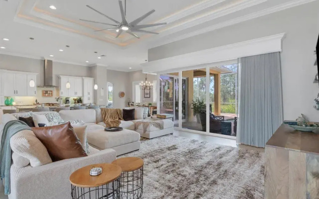 333 Trieste Drive