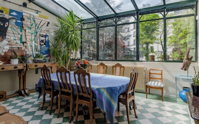 Paris Mozart Prestige Residence