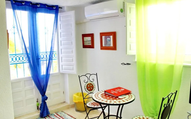 The Riad Azure – Moroccan Style B&B