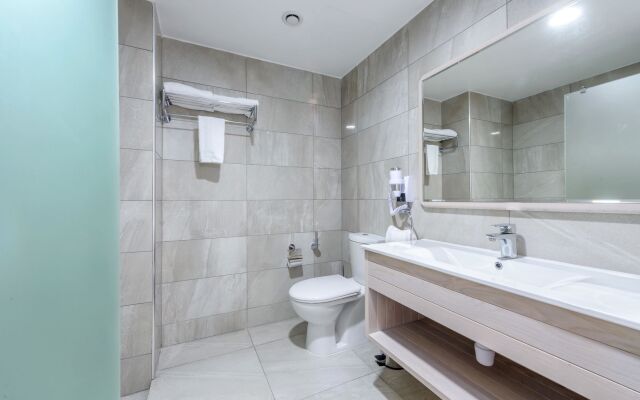 Tasia Maris Beach Hotel and Spa - Adults Only