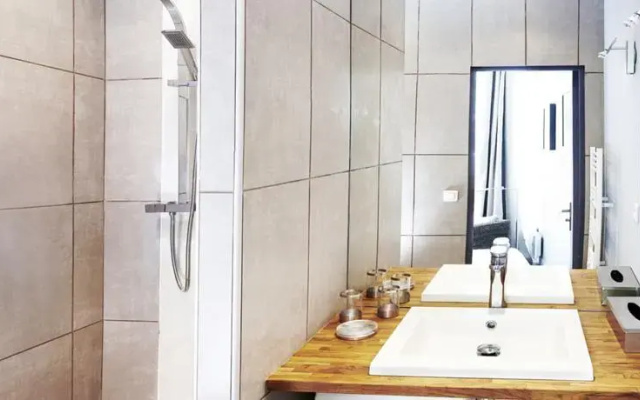 Luxury One Bedroom in Montorgueil