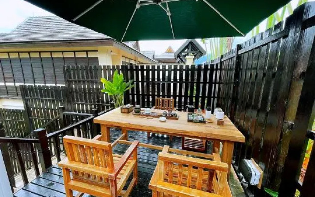 Lushanju Courtyard Rainforest Pool Holiday Meishu (Xishuangbanna Yuejingzhuang Branch)