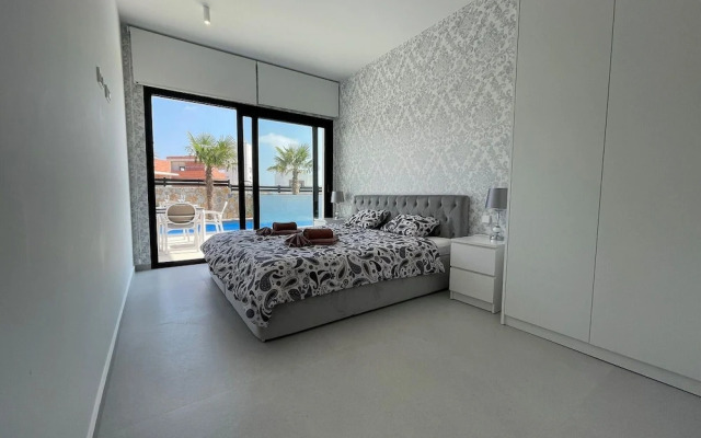 Belvilla by OYO Villa Ciudad Quesada