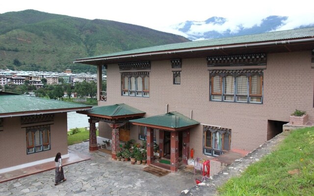 Punatsangchhu Cottages