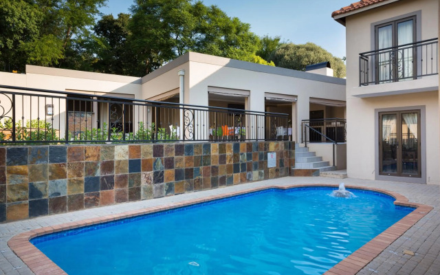 African Penguin Guesthouse & Conference
