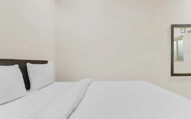 OYO 86527 Hotel Vijay Residency