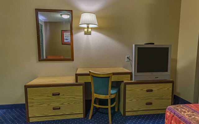 Motel 6 Fresno, CA - Yosemite Hwy