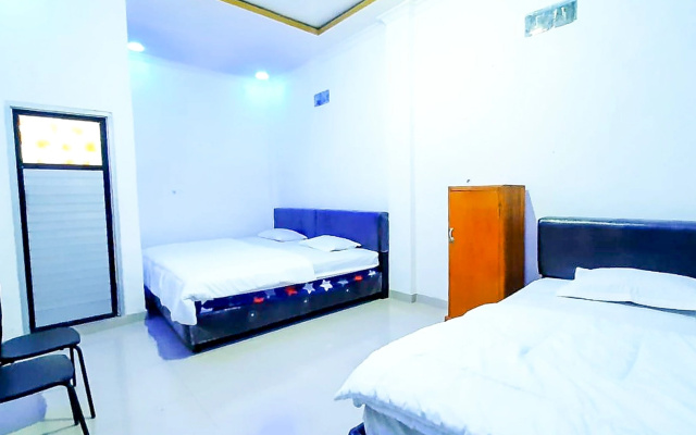 Minang Raya Guesthouse Syariah RedPartner – Guest Rooms – Siulak