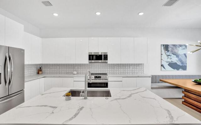 Mimosa Sunrise Villa