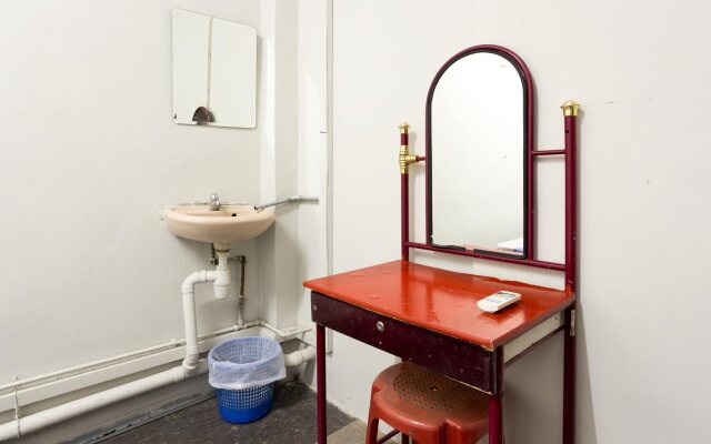 Hawaii Hostel