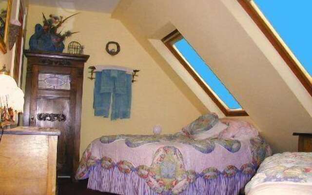 Robins Nest Bed & Breakfast