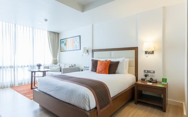 Oakwood Residence Sukhumvit 24 Bangkok