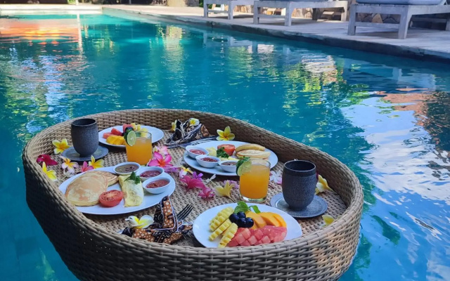 WAHYU Joglo Seminyak Lux