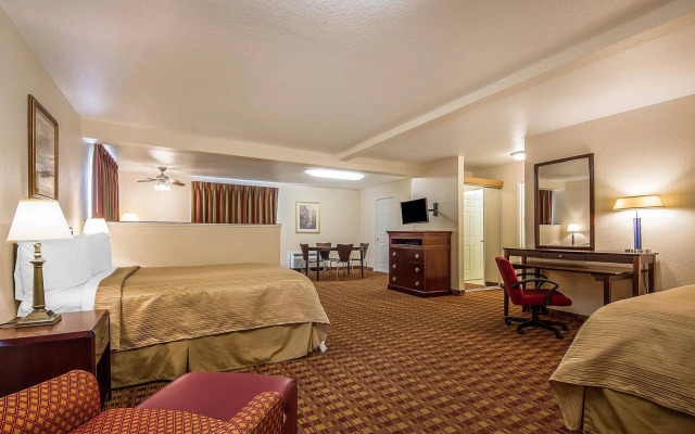 Quality Inn & Suites Capitola By the Sea
