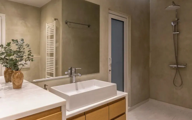Acropolis Museum Retreat - 2 Bedroom Apartment