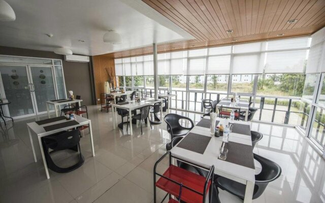 Plern Pailin Service Apartment