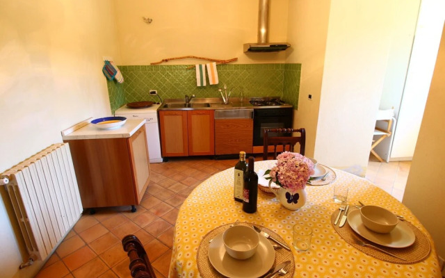 Villa Near Lake Bracciano With Pool