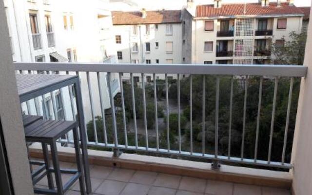 Appart Le Massillon Arenes Centre