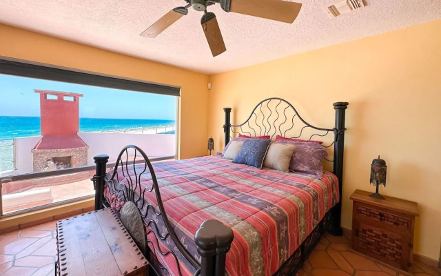 Your Beachfront Escape Close to Everything