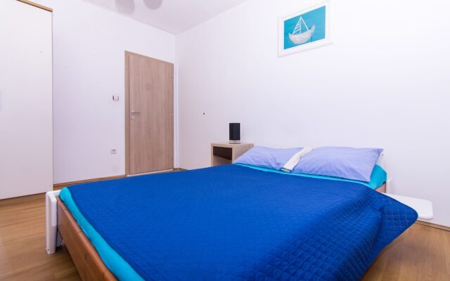 Apartmani Dolores