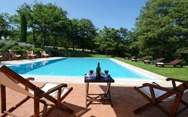 Belvilla by OYO Villa Aiola