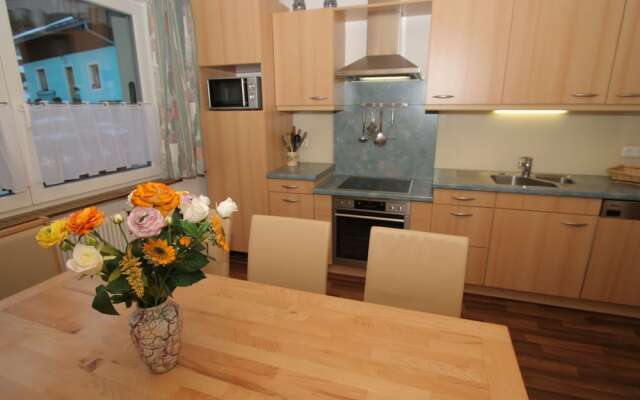 Luxurious Chalet In Zell Am See With Sauna