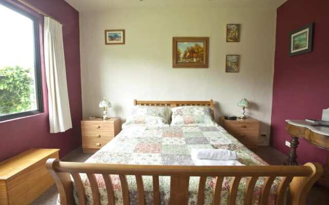 Highgate Bed and Breakfast & Garden