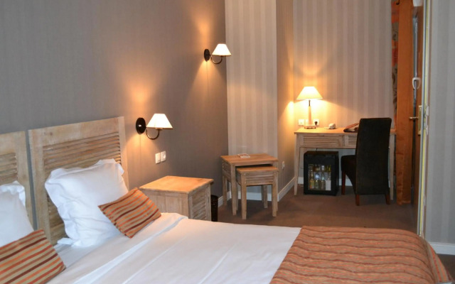 Hotel Almoria
