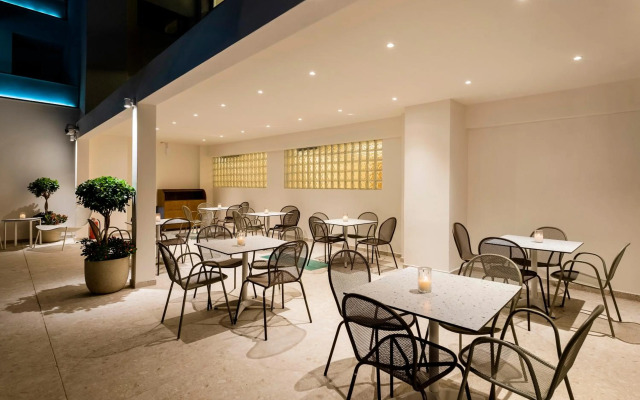Hotel Acandia