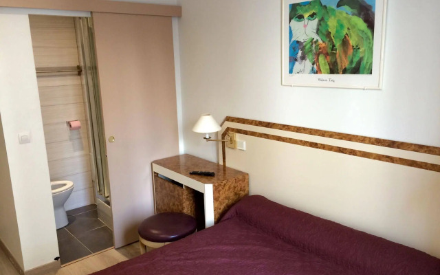 Hôtel Azur Montmartre